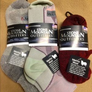 3 Pairs 70% Merino Wool Quarter Socks 
NWT